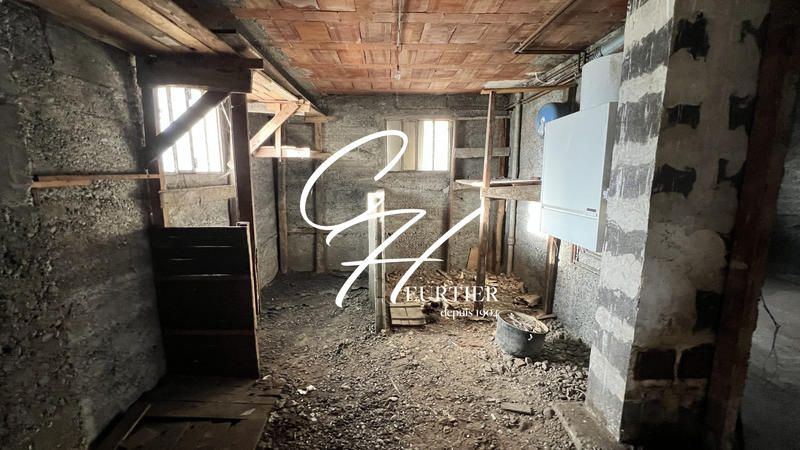 Maison - 160 m² - 5 pièces