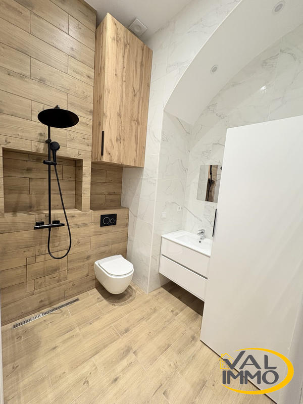 Appartement - 72 m² - 2 pièces