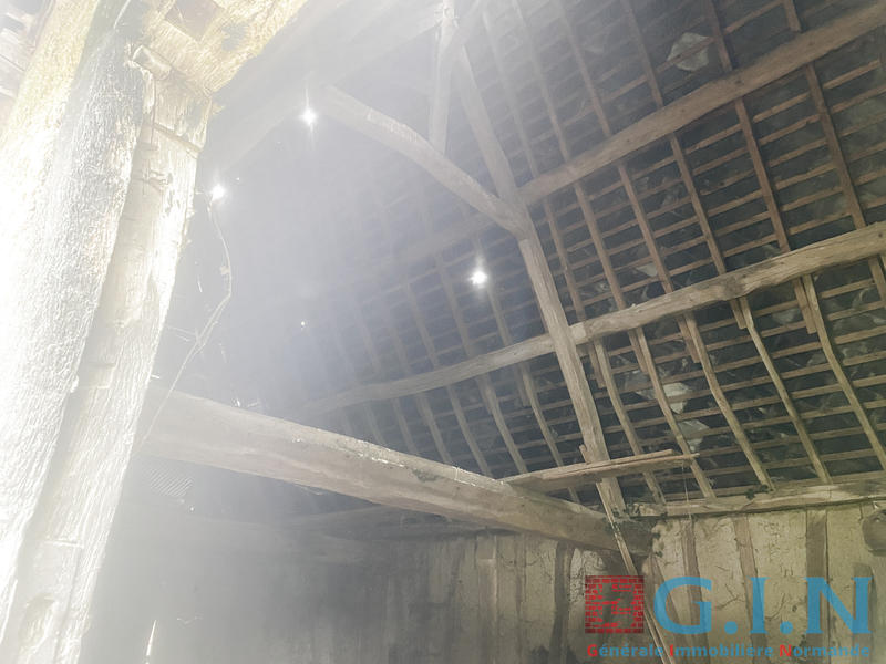 Parking / Garage - 150 m²