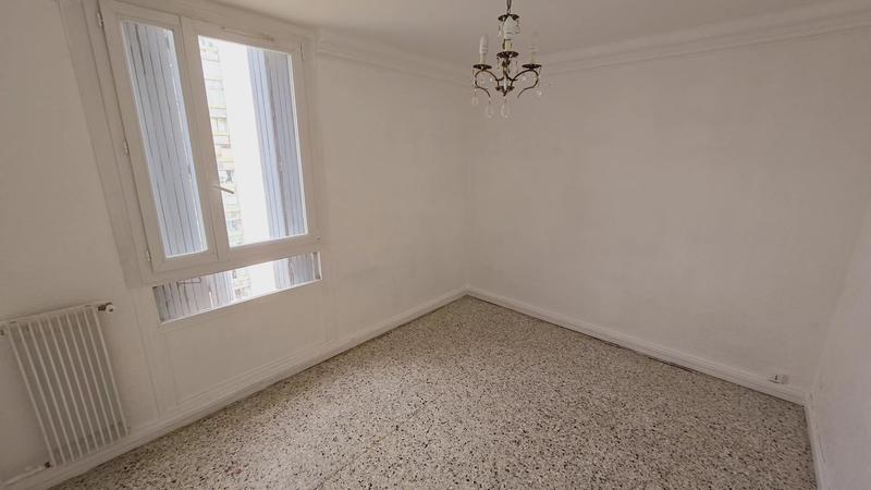 Appartement - 89 m² - 5 pièces