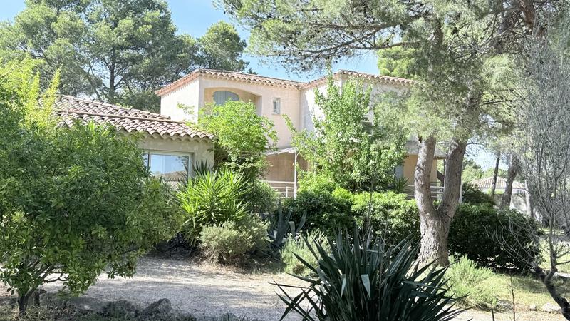 Villa - 145 m² - 5 pièces