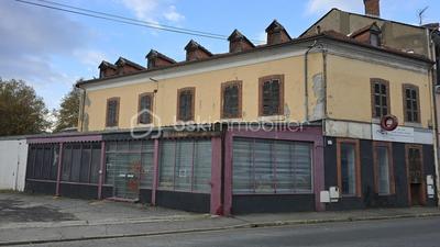 Immeuble - 450 m² - 12 pièces