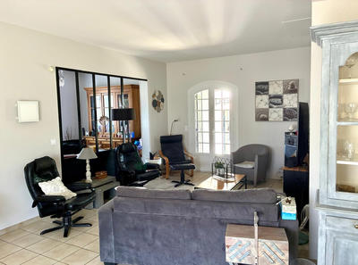 Maison - 250 m² - 7 pièces