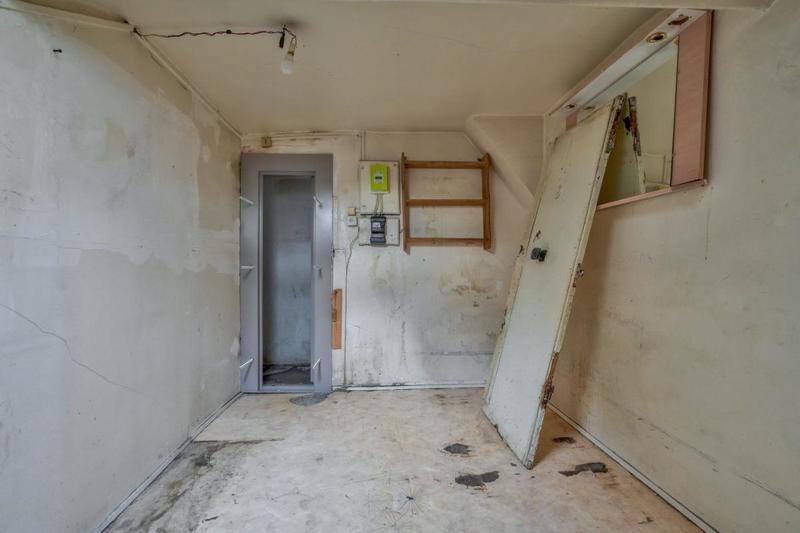 Bureau - 9 m² - 1 pièce