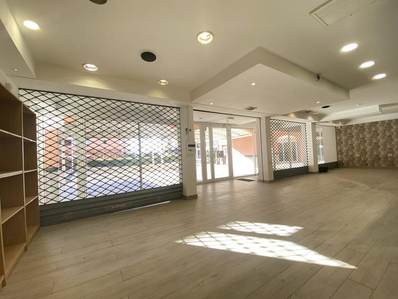 Local commercial - 117 m²