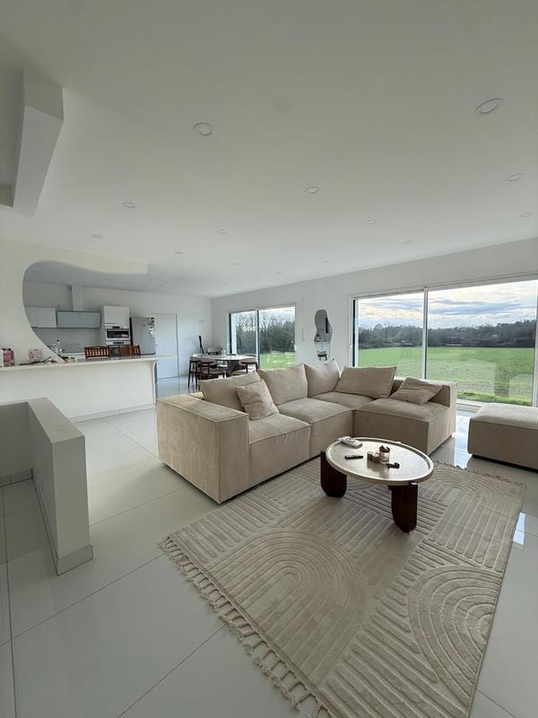 Maison - 142 m² - 6 pièces