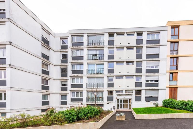 Appartement - 91 m² - 5 pièces