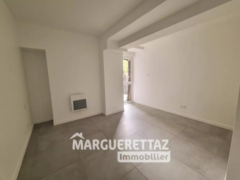 Appartement - 93 m² - 4 pièces