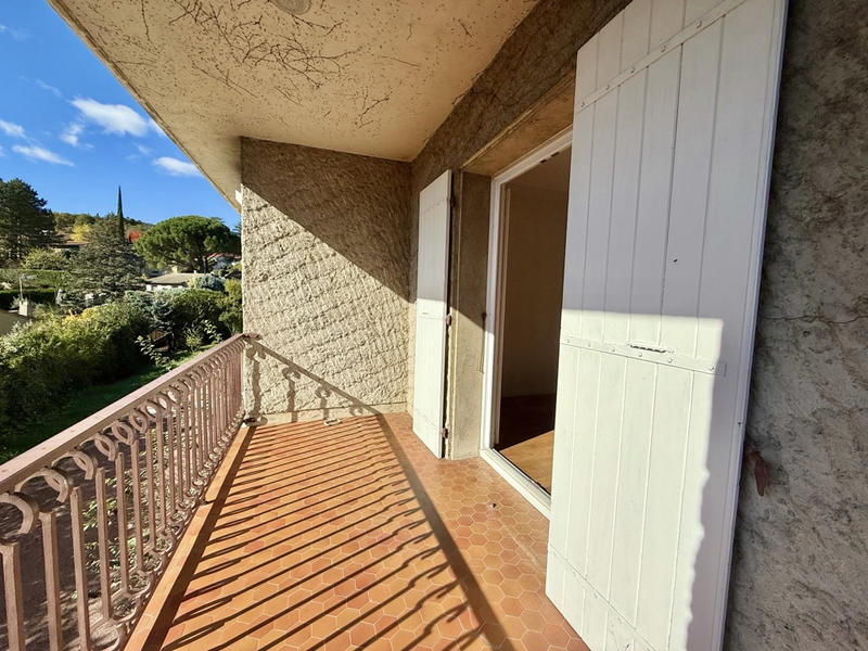 Maison - 231 m² - 10 pièces