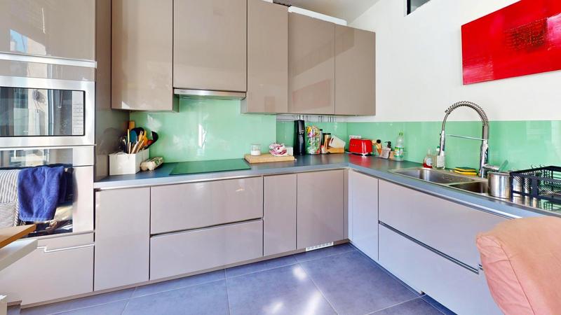 Appartement - 103 m² - 5 pièces