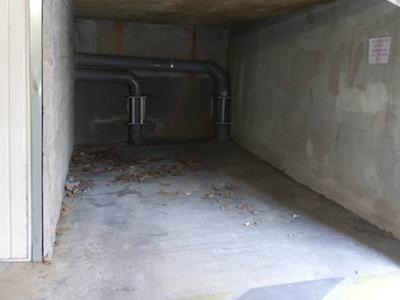 Parking / Garage - 13 m²