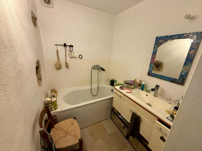 Mas - 260 m² - 17 pièces