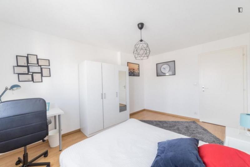 Chambre - 17 m² - 4 pièces