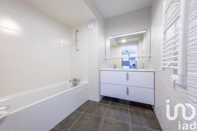 Appartement - 84 m² - 4 pièces