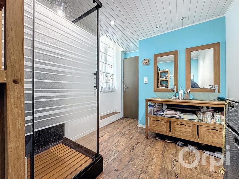 Maison - 105 m² - 5 pièces