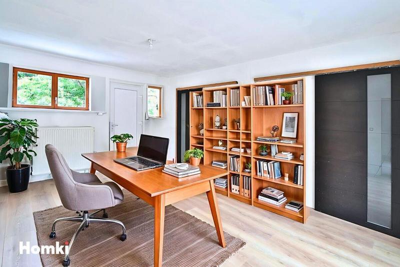 Maison - 191 m² - 8 pièces