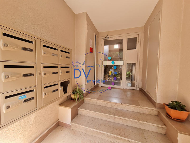 Appartement - 77 m² - 3 pièces