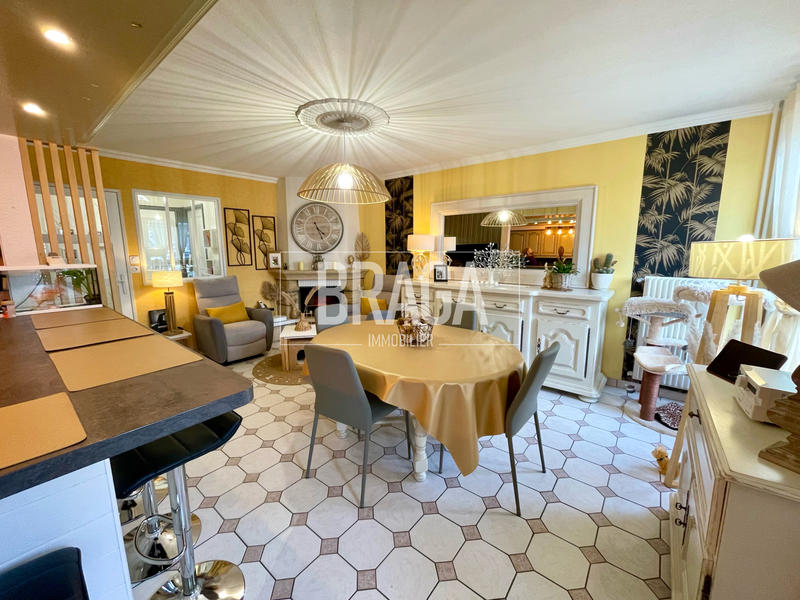 Appartement - 87 m² - 5 pièces