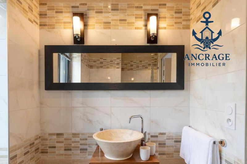 Maison ancienne - 266 m² - 9 pièces