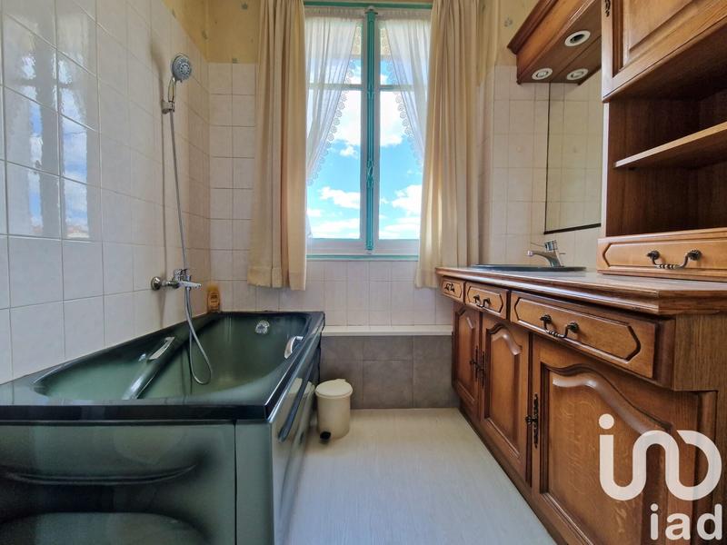 Maison - 98 m² - 5 pièces