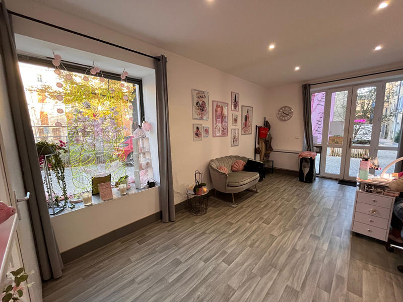 Immeuble - 111 m² - 5 pièces