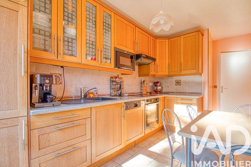 Appartement - 95 m² - 5 pièces