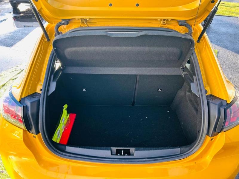 Peugeot 208 II PureTech 75 s&amp;S Like