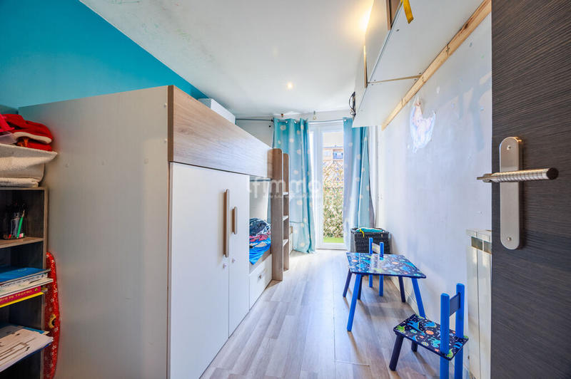 Appartement - 83 m² - 4 pièces