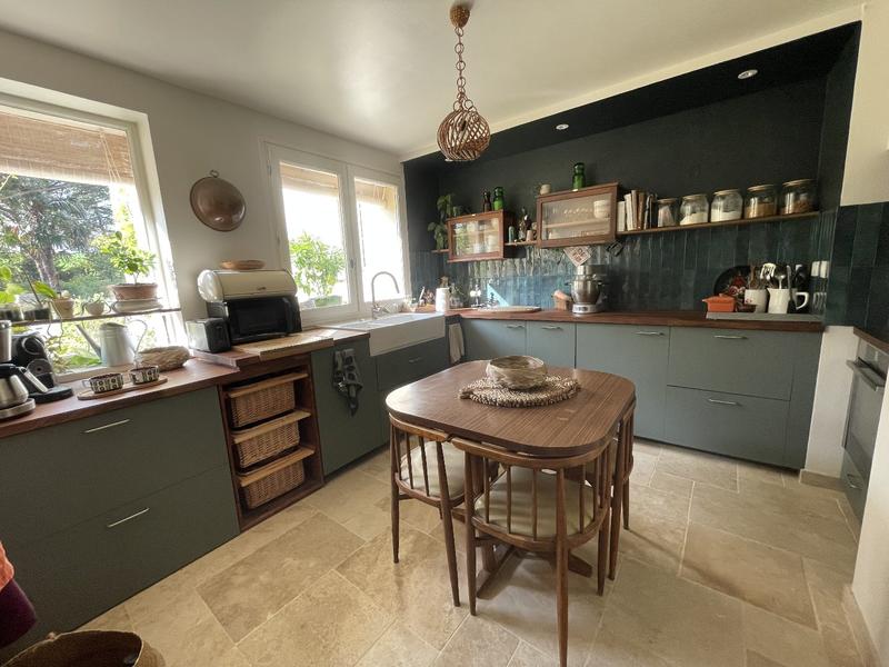 Maison - 390 m² - 11 pièces