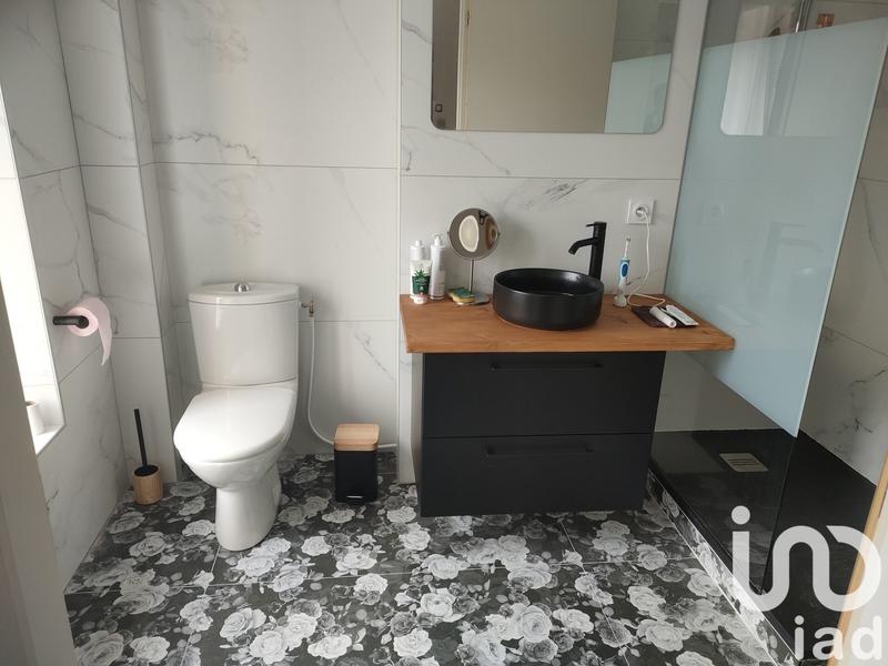 Maison - 250 m² - 11 pièces