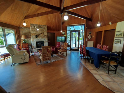 Maison - 195 m² - 9 pièces