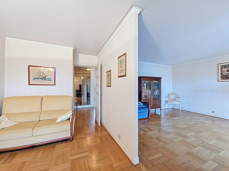 Appartement - 81 m² - 4 pièces