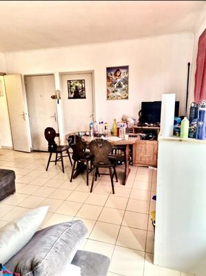 Appartement - 54 m² - 4 pièces