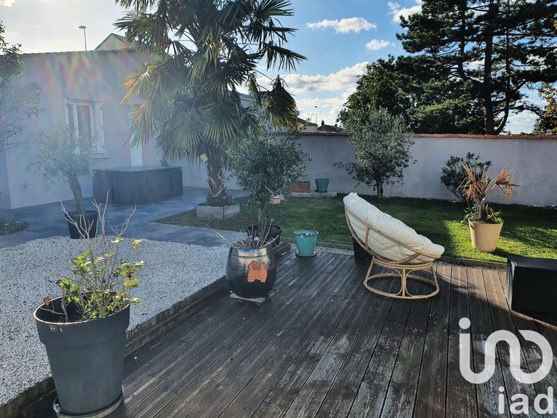 Maison - 160 m² - 8 pièces