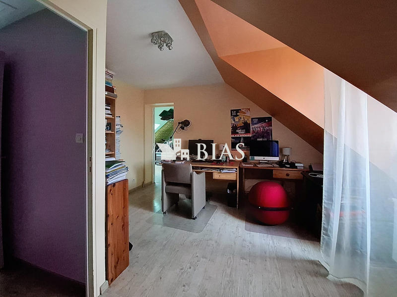 Maison traditionnelle - 130 m² - 5 pièces