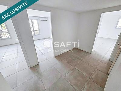 Local commercial - 76 m² - 3 pièces