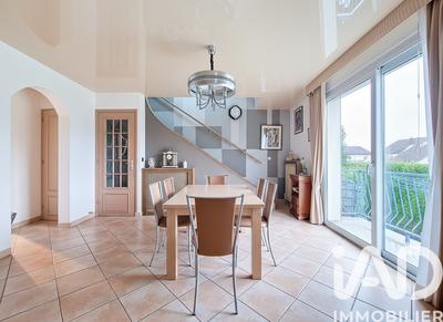 Maison - 120 m² - 5 pièces