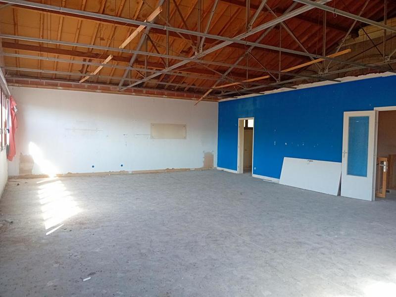 Appartement - 96 m² - 1 pièce