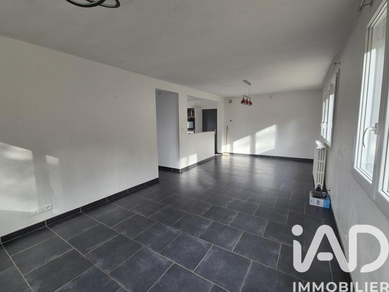 Maison - 94 m² - 6 pièces