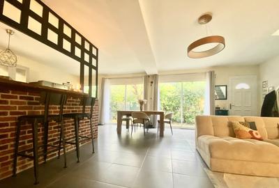 Appartement - 125 m² - 5 pièces