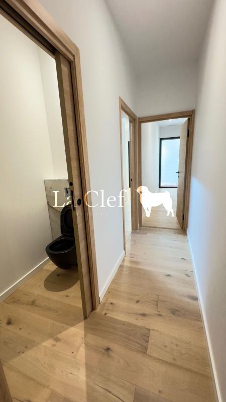 Loft - 178 m² - 4 pièces