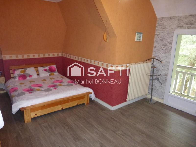 Maison - 200 m² - 7 pièces