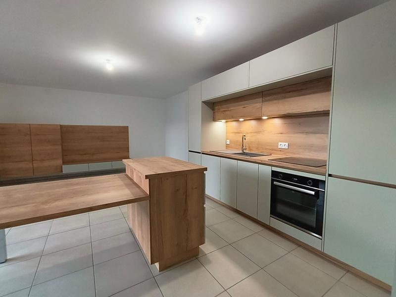 Appartement - 65 m² - 3 pièces