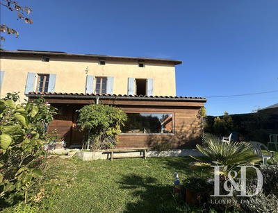 Maison - 146 m² - 7 pièces