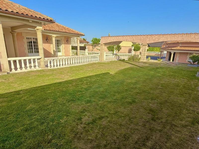 Villa - 230 m² - 7 pièces