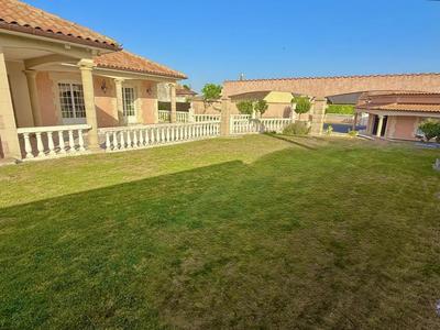 Villa - 230 m² - 7 pièces