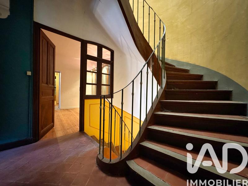 Maison - 265 m² - 12 pièces