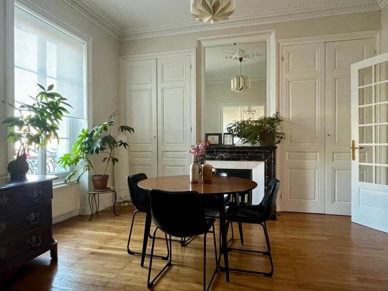 Appartement - 98 m² - 4 pièces