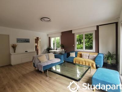 Chambre - 11 m² - 1 pièce