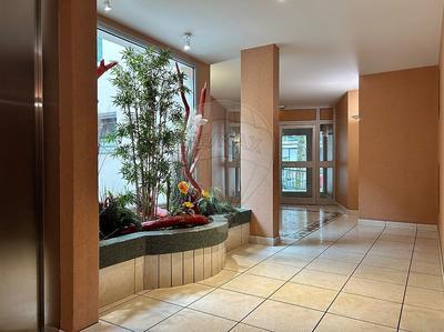 Appartement - 89 m² - 4 pièces